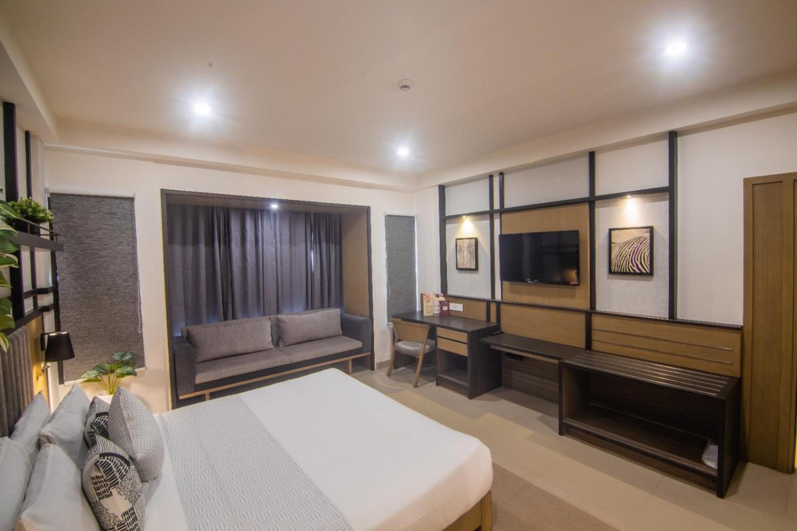 Purple Cloud Hotel Devanahalli Buitenkant foto