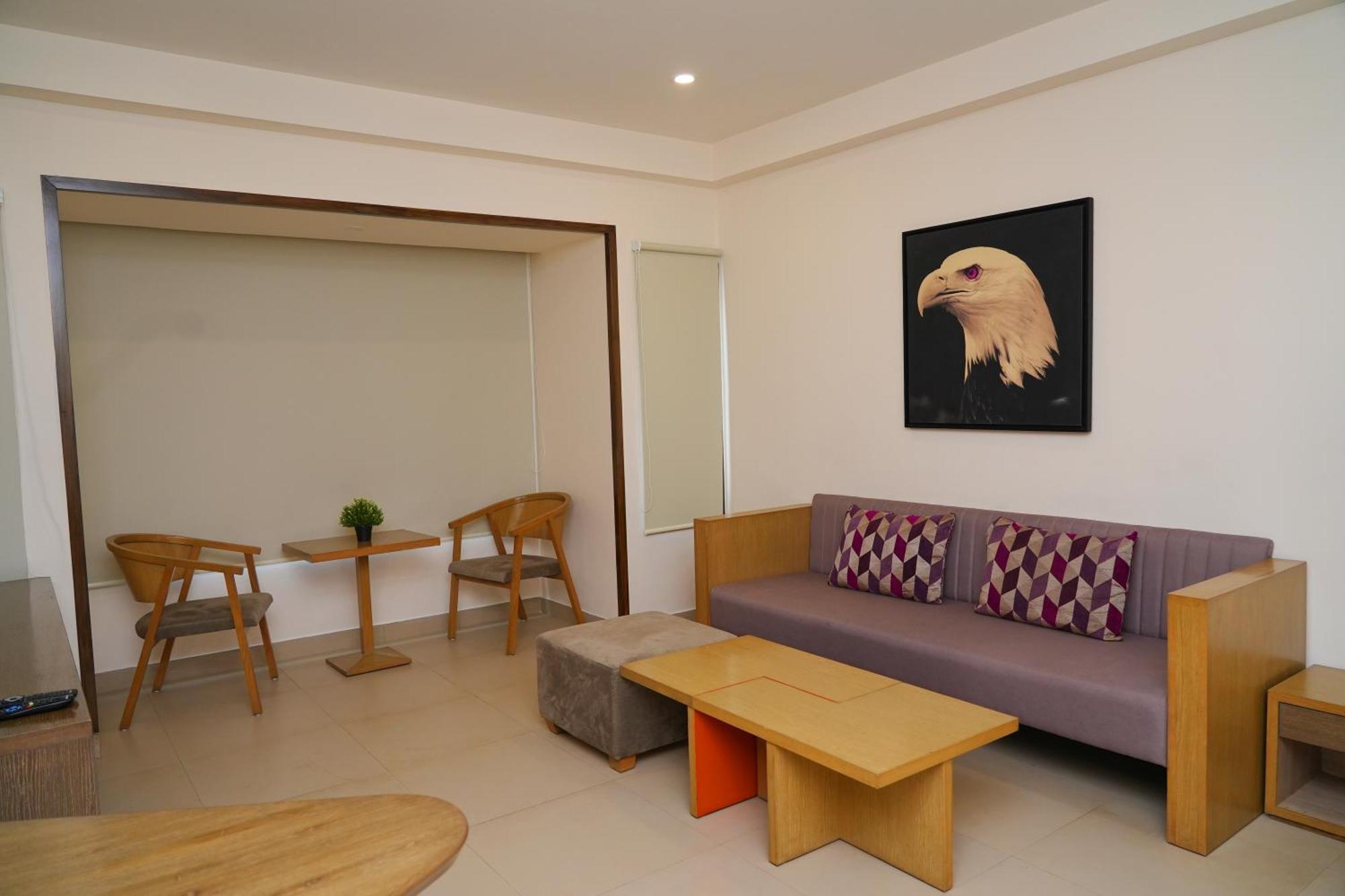 Purple Cloud Hotel Devanahalli Buitenkant foto