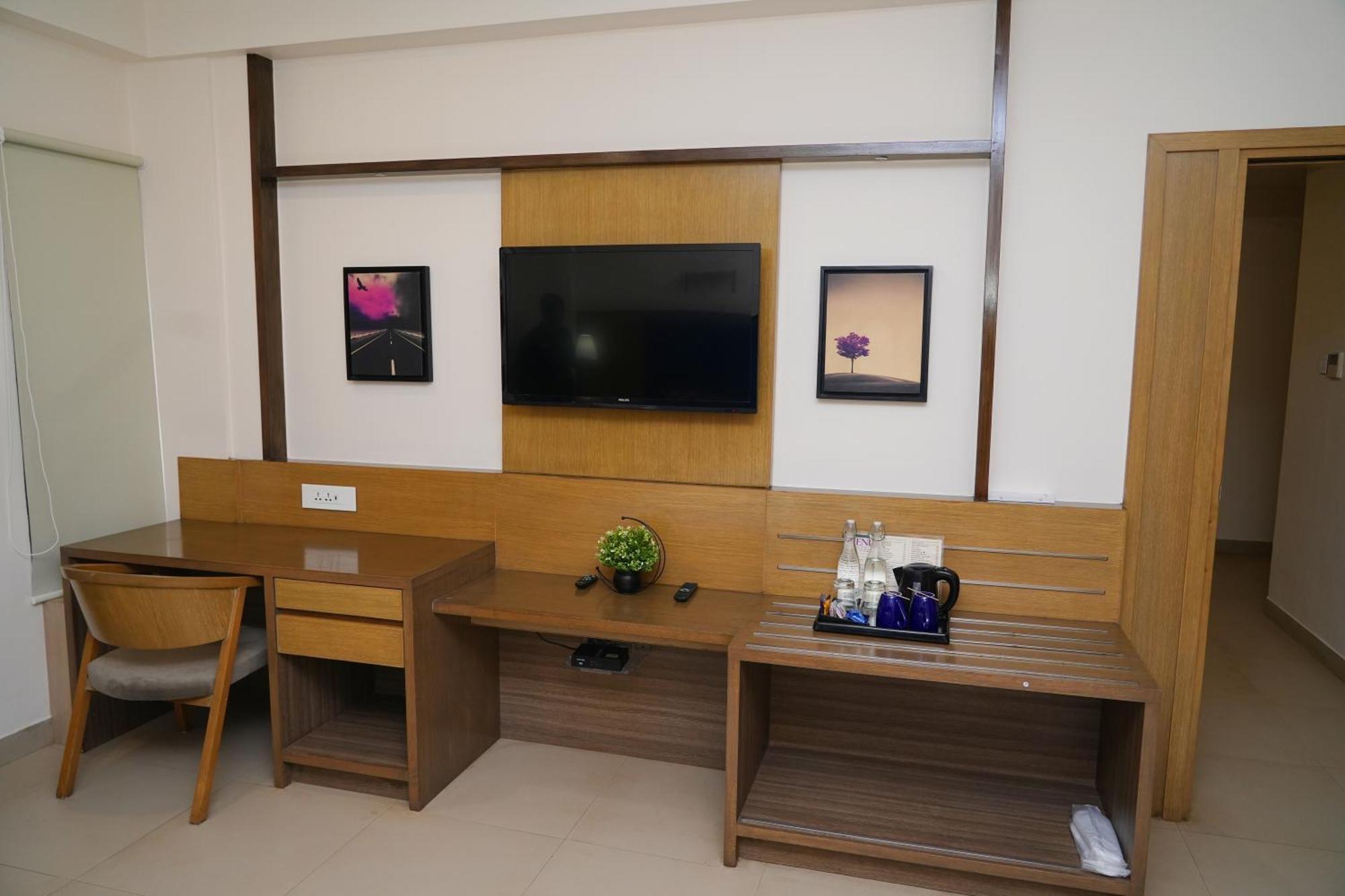 Purple Cloud Hotel Devanahalli Buitenkant foto