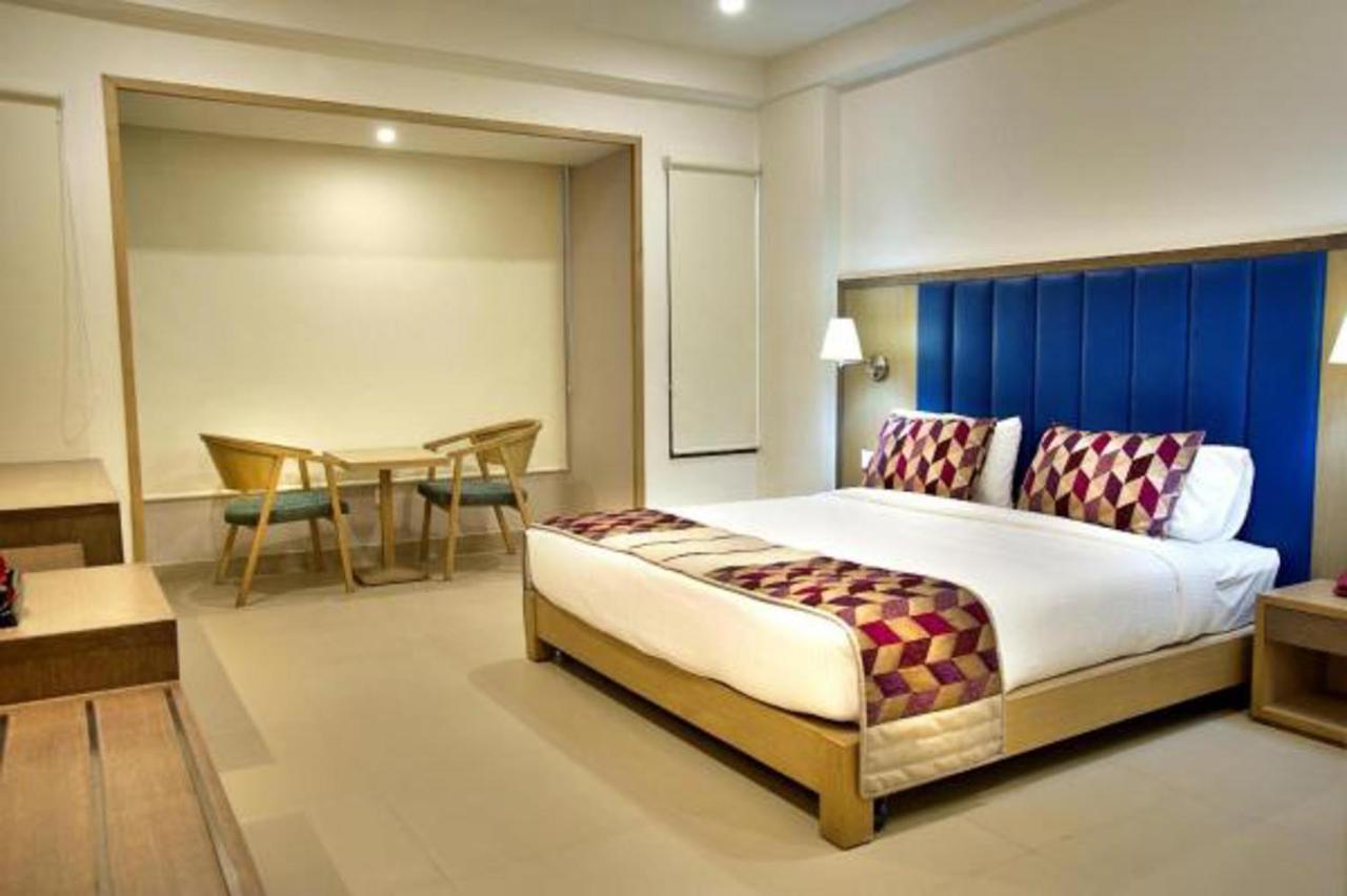 Purple Cloud Hotel Devanahalli Buitenkant foto