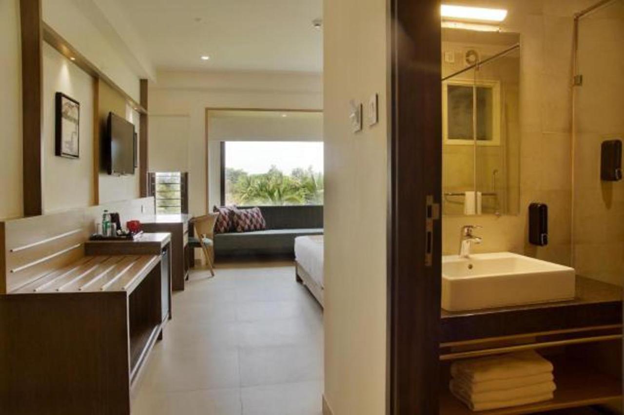 Purple Cloud Hotel Devanahalli Buitenkant foto